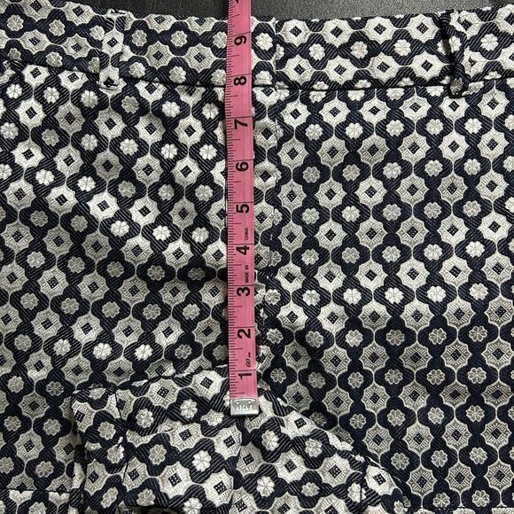 Loft Geometric Print Flat Front Shorts Size 8 - Picture 12 of 13